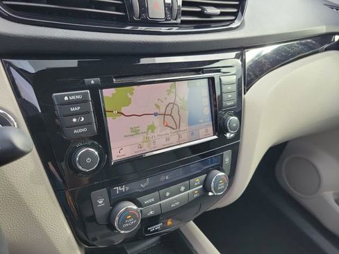 Used 2022 Nissan Rogue Sport SL image 22