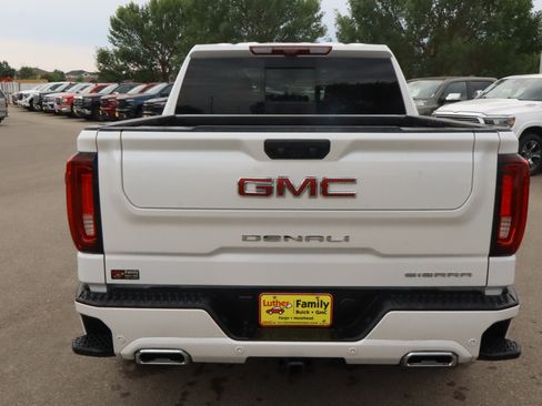 Used 2025 GMC Sierra 1500 Denali AWD/4WD image 6