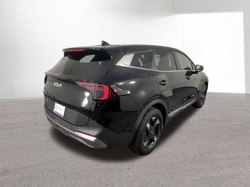 New 2026 Kia Sportage LX image 13