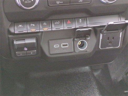 New 2025 GMC Sierra 1500 Pro w/ Pro Value Package image 32