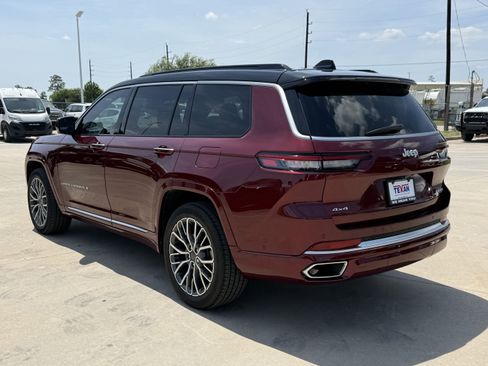 Used 2025 Jeep Grand Cherokee L Summit AWD/4WD image 7