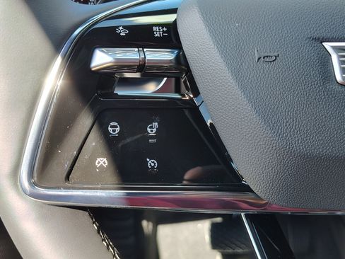 New 2026 Cadillac Lyriq Sport image 14