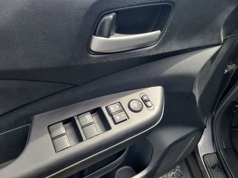 Used 2016 Honda CR-V LX image 13