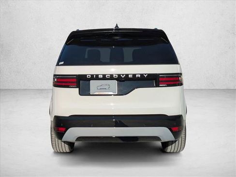 New 2026 Land Rover Discovery Limited Edition image 8