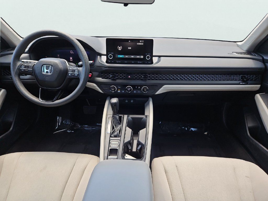 Certified 2023 Honda Accord LX image 11