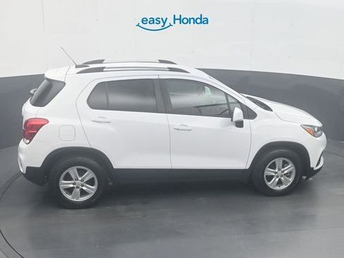 Used 2021 Chevrolet Trax LT image 25