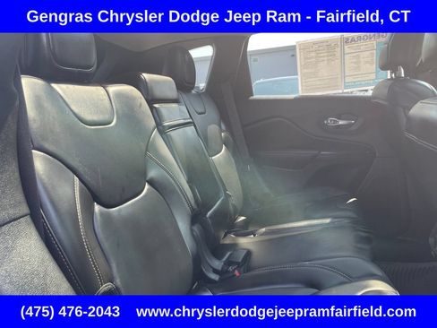 Used 2017 Jeep Cherokee High Altitude AWD/4WD image 24