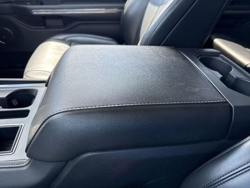 Used 2024 Ford Expedition Max XLT RWD image 27