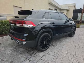 Used 2025 Volkswagen Atlas Cross Sport SE video 2