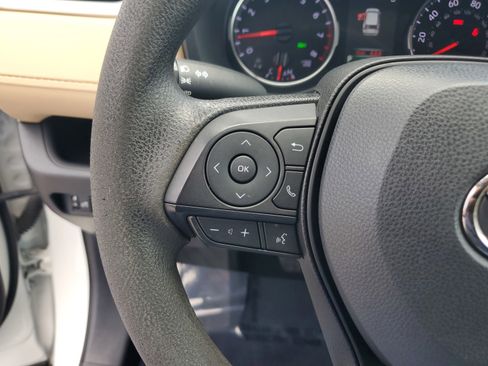 Used 2022 Toyota RAV4 XLE w/ Convenience Package image 23