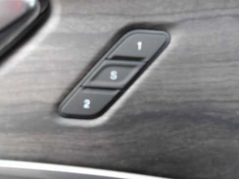 New 2025 Jeep Grand Cherokee Limited image 15