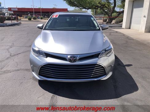 Used 2018 Toyota Avalon Limited w/ Carpet Mat Package FWD image 3