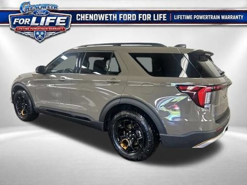 Used 2026 Ford Explorer Tremor w/ Tremor Convenience Package AWD/4WD image 3