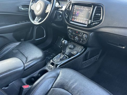Used 2021 Jeep Compass Limited image 17