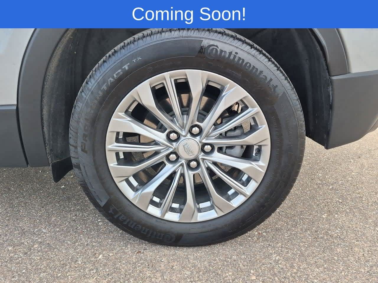 Used 2024 Cadillac XT4 Premium Luxury w/ Cold Weather Package AWD/4WD image 13