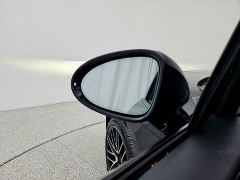 Used 2022 Porsche Macan image 19