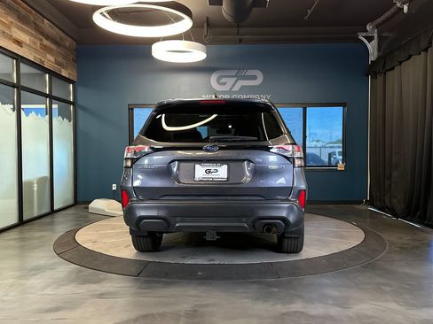 Used 2025 Subaru Forester Touring AWD/4WD image 4