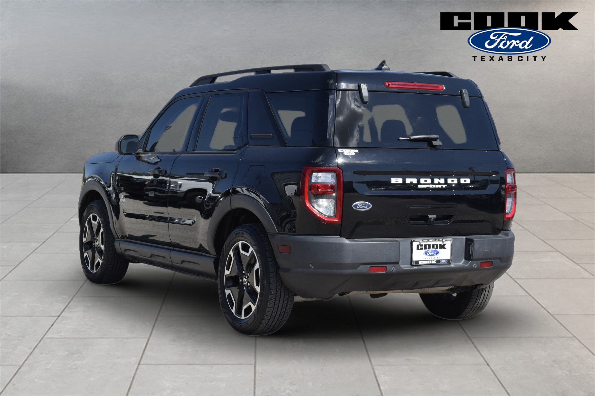 Used 2021 Ford Bronco Sport Outer Banks AWD/4WD image 4