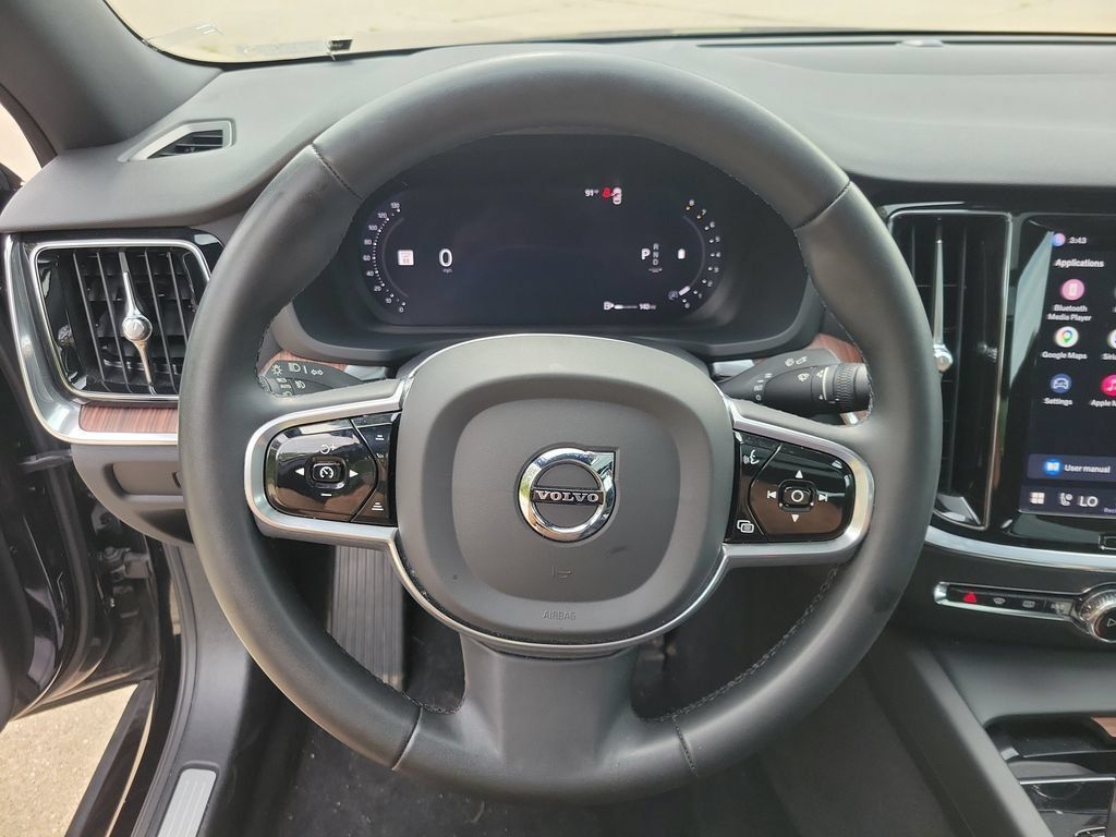 Used 2023 Volvo S60 B5 Plus AWD/4WD image 20