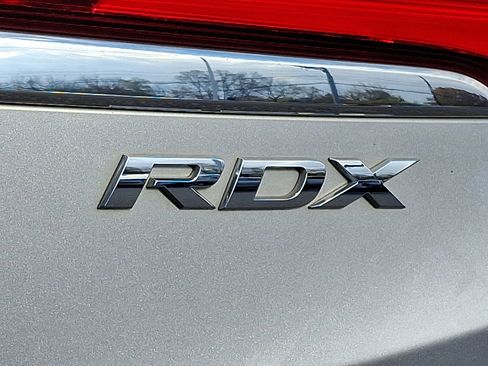 Used 2018 Acura RDX AWD w/ Advance Package image 30