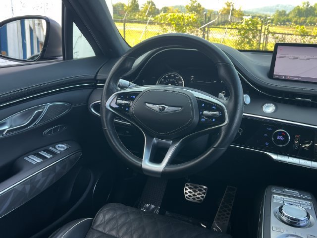Used 2022 Genesis GV70 3.5T Sport w/ Sport Advanced Package AWD/4WD image 17