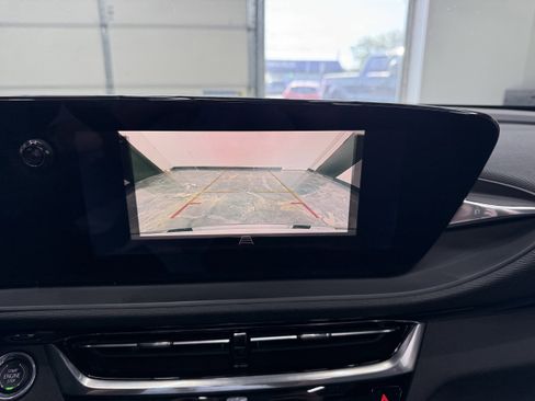 Used 2024 Buick Envista Avenir FWD image 18