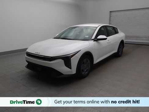 Used 2025 Kia K4 FWD image 1