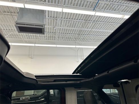 Used 2021 Jeep Wrangler Unlimited Sport image 35
