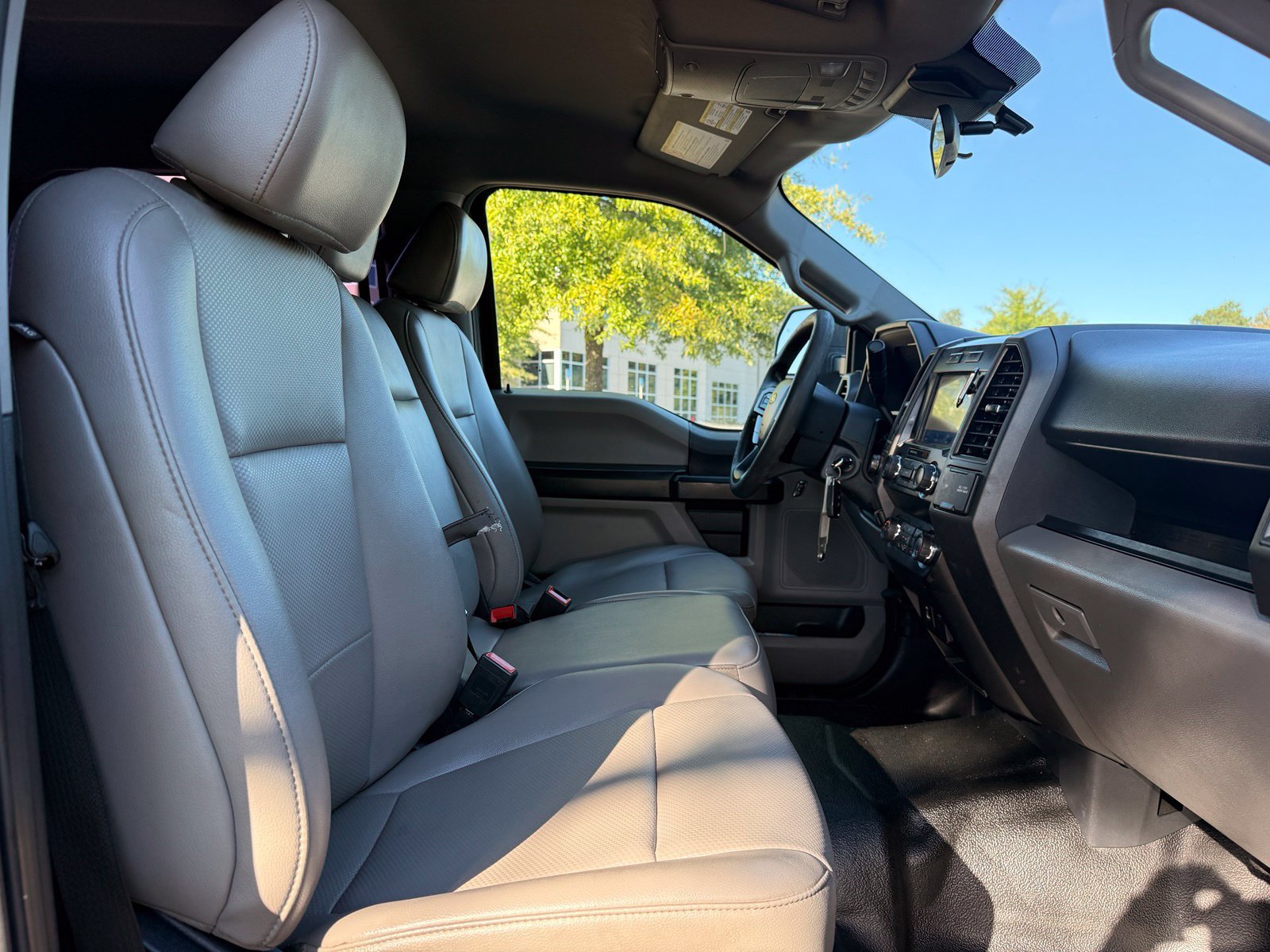 Used 2022 Ford F350 XL w/ Power Equipment Group AWD/4WD image 33