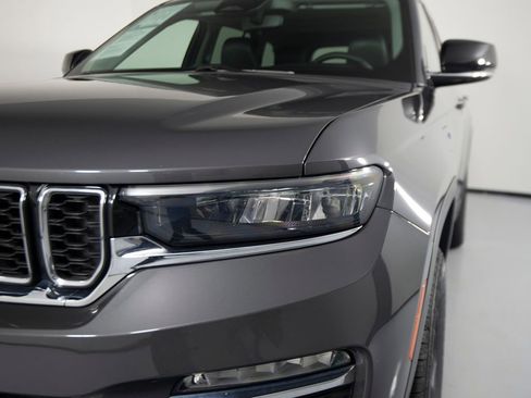 Used 2023 Jeep Grand Cherokee 4WD 4xe image 30