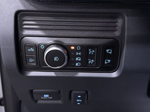 Used 2026 Ford F250 Lariat w/ Black Appearance Package AWD/4WD image 28