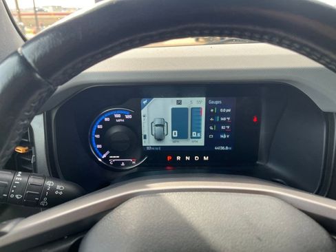 Used 2021 Ford Bronco Badlands image 22