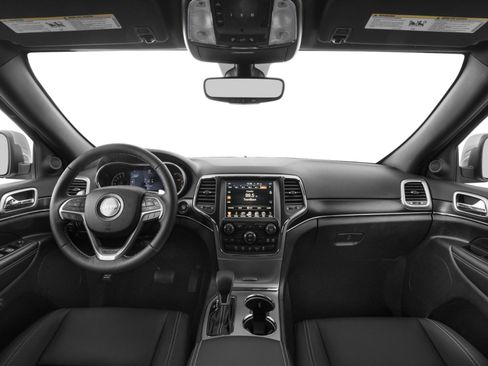 Used 2017 Jeep Grand Cherokee Limited w/ Luxury Group II image 5