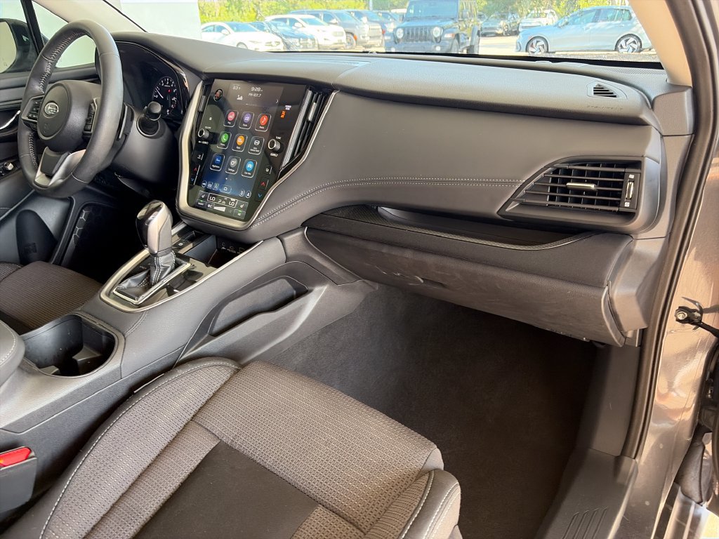 Used 2024 Subaru Outback Premium AWD/4WD image 28