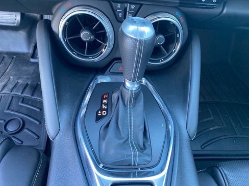 Used 2019 Chevrolet Camaro LT image 12