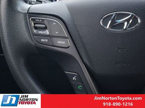 Used 2018 Hyundai Santa Fe Sport w/ 2.4L Value Package 02 image 29