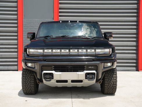 Used 2024 GMC Hummer EV 2X w/ Extreme Off-Road Package AWD/4WD image 2