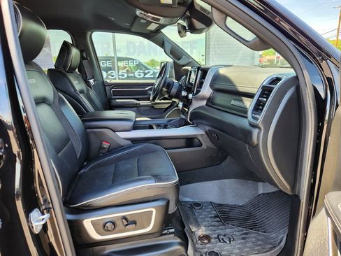 Used 2023 RAM 1500 Laramie AWD/4WD image 10