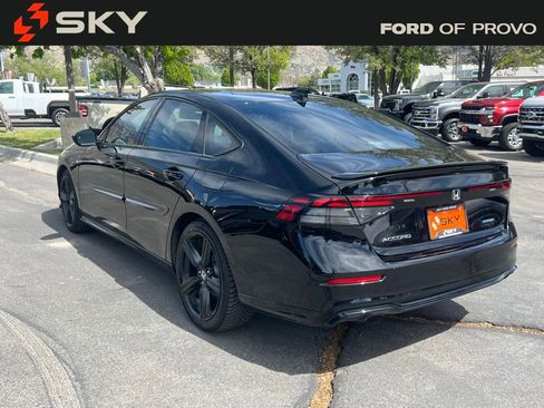 Used 2024 Honda Accord Sport image 8