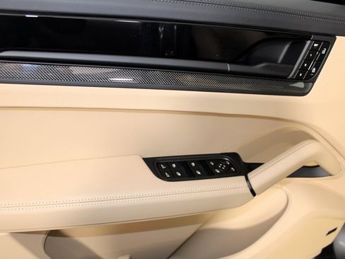 New 2026 Porsche Cayenne GTS image 19