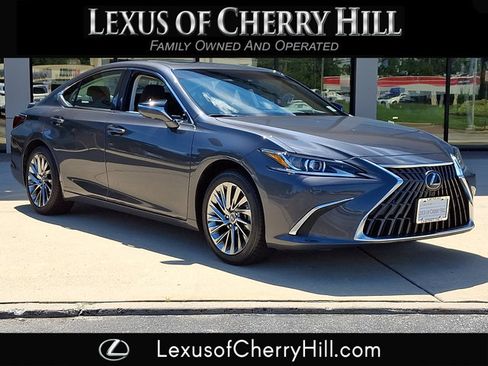Certified 2025 Lexus ES 300h w/ Luxury Package FWD image 1