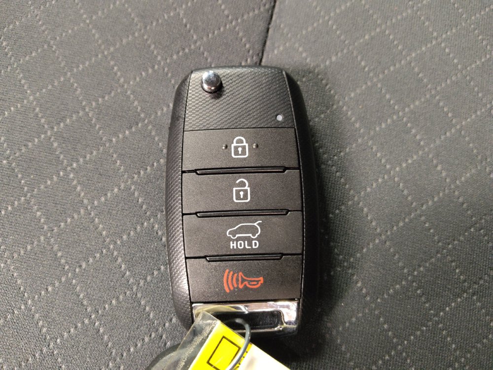 Used 2020 Kia Sorento LX w/ LX I4 Convenience Package FWD image 32