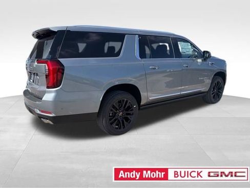 New 2026 GMC Yukon XL Denali w/ Sun & Power Step Package AWD/4WD image 13