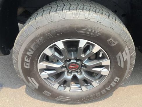 Used 2024 Nissan Titan PRO-4X w/ Pro-4x Utility Package AWD/4WD image 14