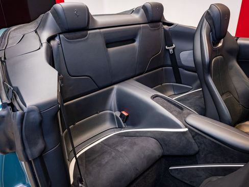 Used 2024 Ferrari Roma Spider image 24