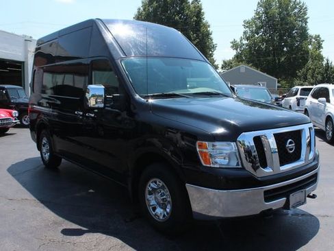 Used 2019 Nissan NV 3500 SL w/ Navigation Package RWD image 12