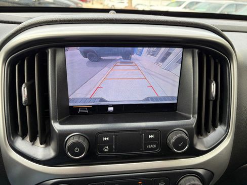 Used 2019 Chevrolet Colorado LT w/ LT Convenience Package image 13