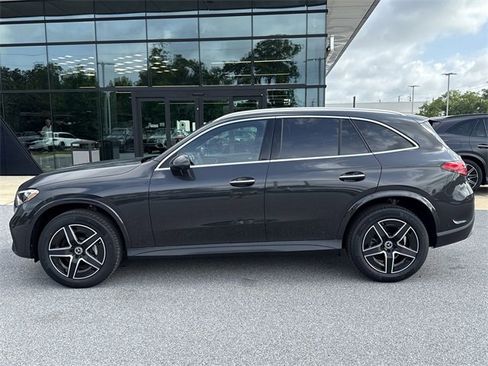 New 2025 Mercedes-Benz GLC 300 4MATIC image 4