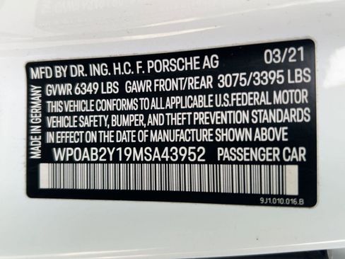 Used 2021 Porsche Taycan 4S w/ Premium Package image 19