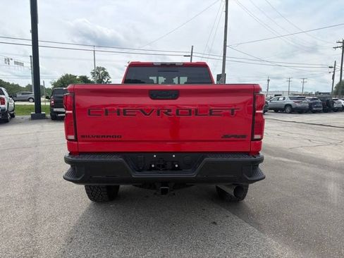 Used 2025 Chevrolet Silverado 2500 ZR2 AWD/4WD image 8